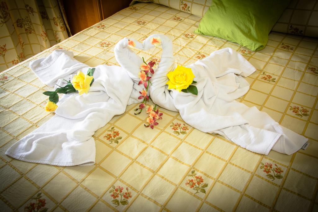 Hostal Malia كونيل ذي لا فرونتيرا المظهر الخارجي الصورة