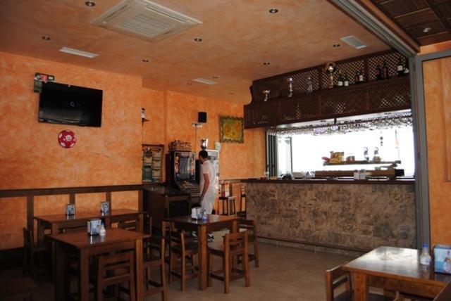 Hostal Malia كونيل ذي لا فرونتيرا المظهر الخارجي الصورة